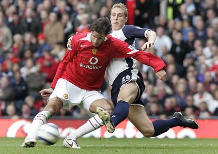 他辗转效力 他辗转效力